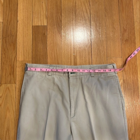 Tommy Hilfiger men khaki pants size 36 /30. - Picture 7 of 9